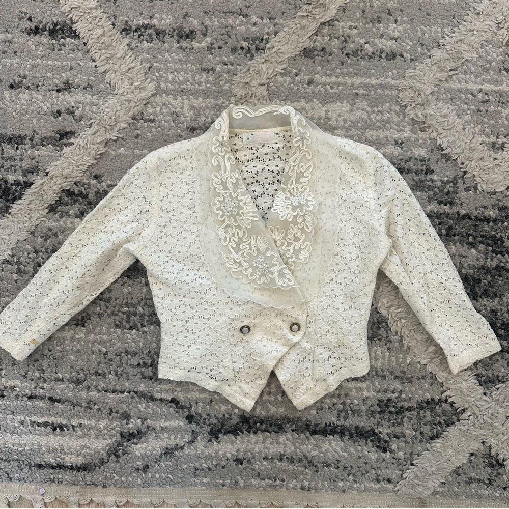 Vintage Elegant Cream Lace Blazer